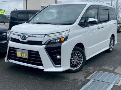 2020 TOYOTA VOXY HYBRID ZS